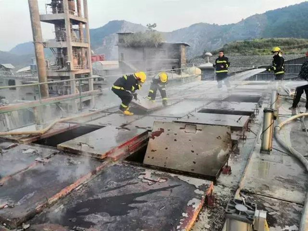 靜電噴塑設備廠家：安全無小事，關注身邊的點滴